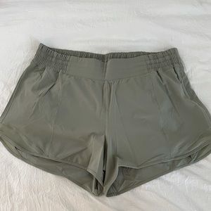 Lululemon 4” Hotty Hot Short
